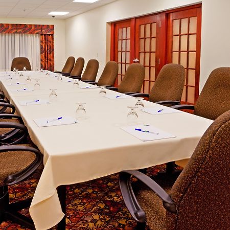 Holiday Inn Express & Suites Albany Airport Area - Latham By Ihg Eksteriør billede