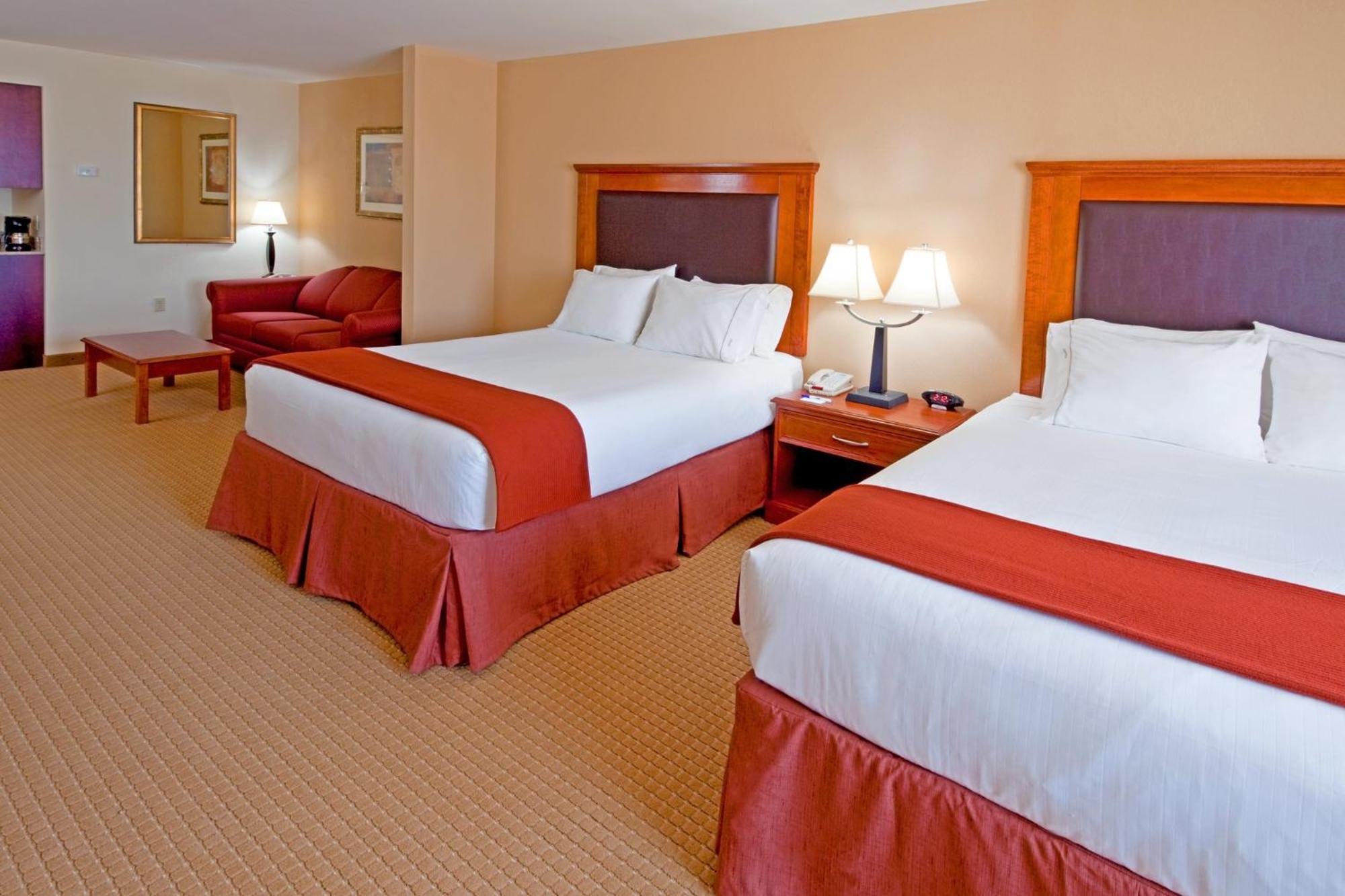 Holiday Inn Express & Suites Albany Airport Area - Latham By Ihg Eksteriør billede